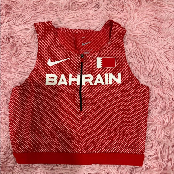S Women's Nike Pro Elite
Bahrain Official Track & Field Top
CK3177-657 MADE USA - Picture 1 of 8